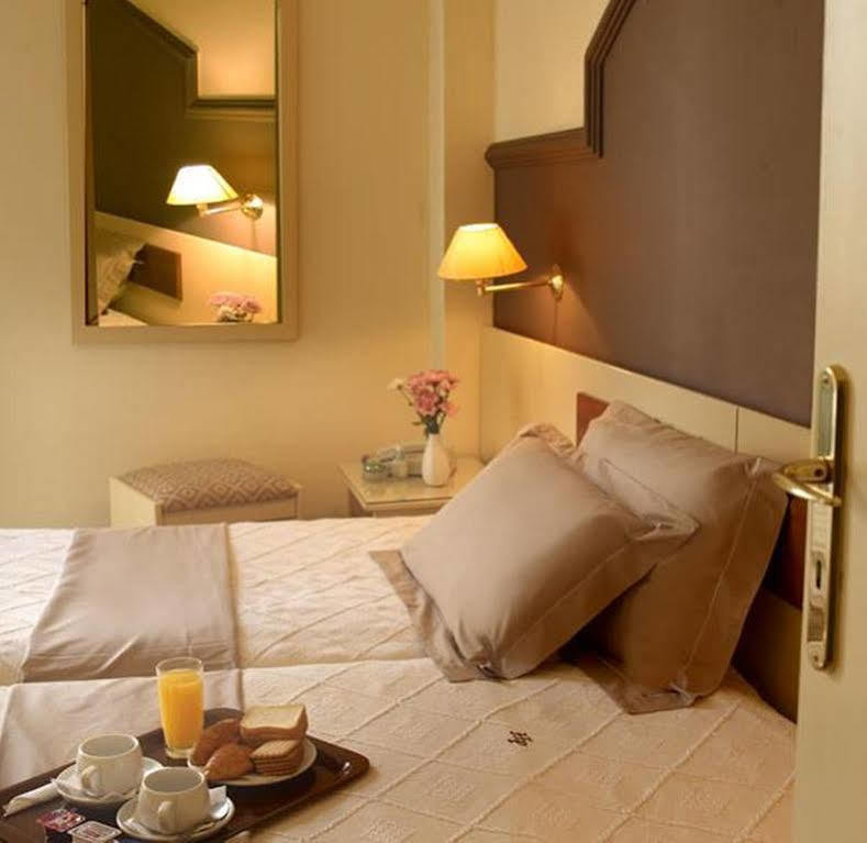 Hotel Platon Athens Ngoại thất bức ảnh