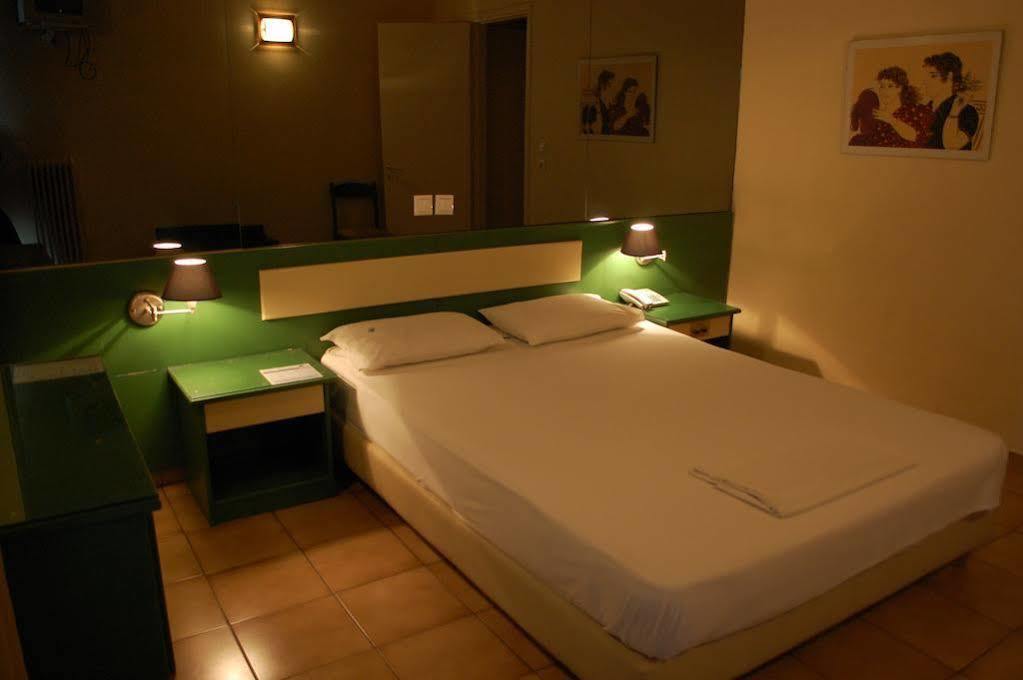 Hotel Platon Athens Ngoại thất bức ảnh