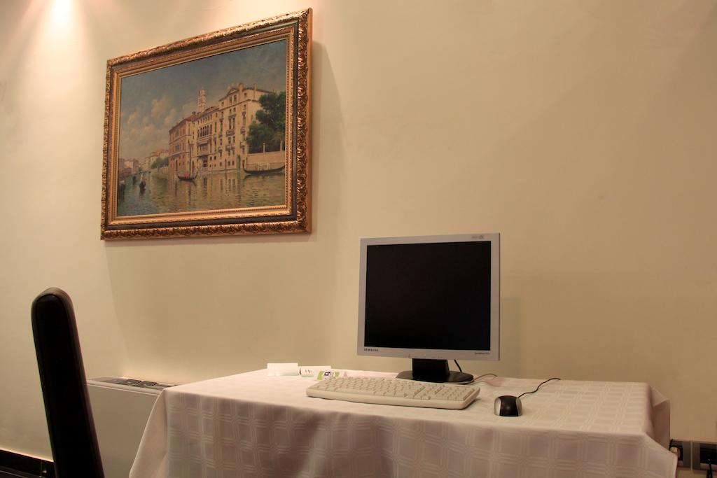 Hotel Platon Athens Ngoại thất bức ảnh